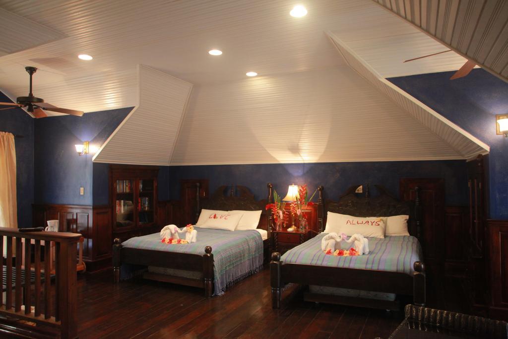 Mahogany Hall Luxury Boutique Resort San Ignacio Extérieur photo