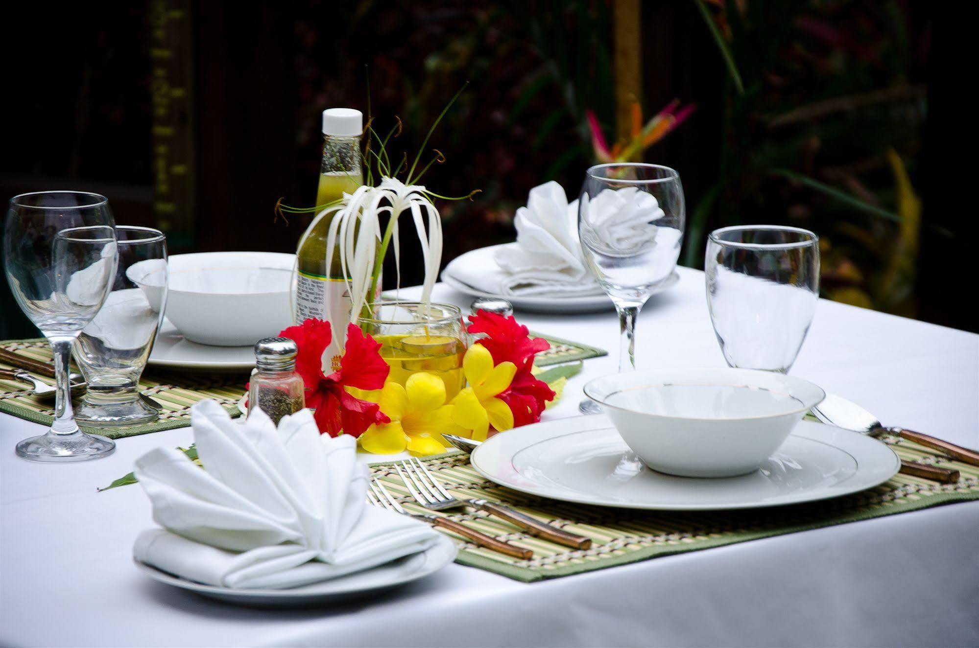 Mahogany Hall Luxury Boutique Resort San Ignacio Extérieur photo