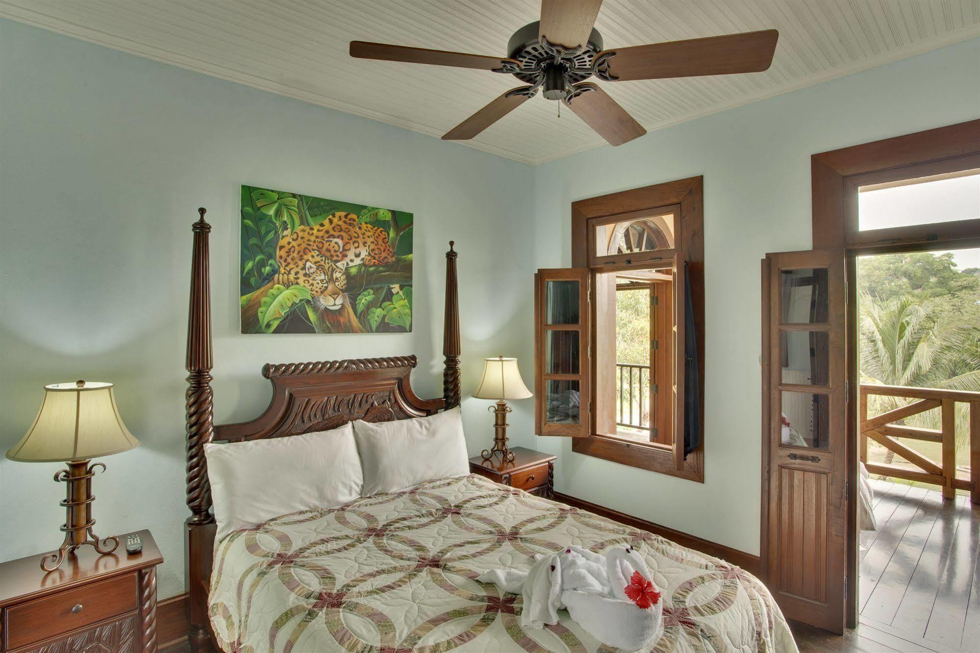 Mahogany Hall Luxury Boutique Resort San Ignacio Extérieur photo